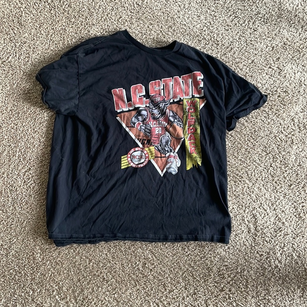Vintage NC State black t-shirt, size LARGE